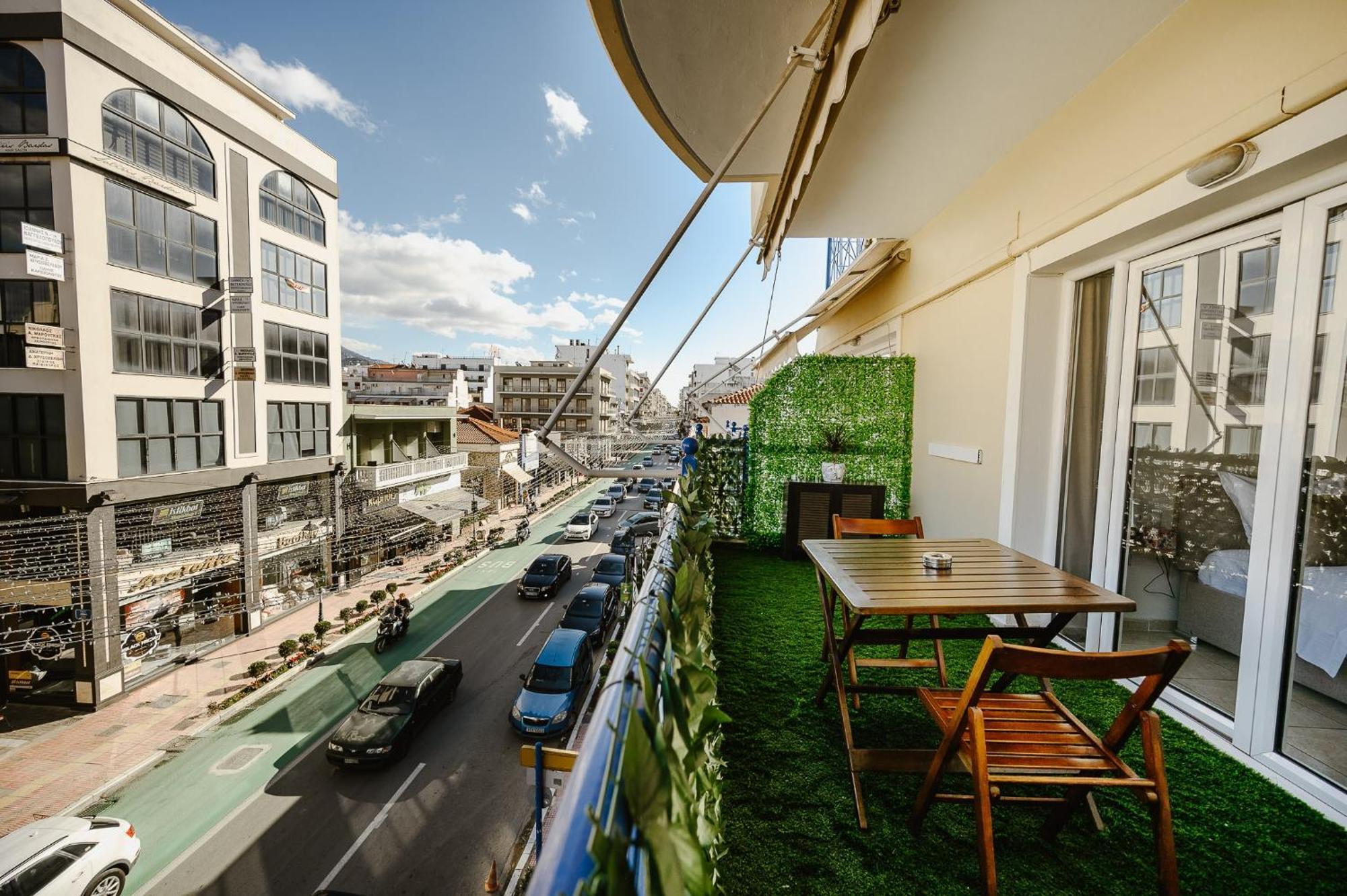 Central Apartments Волос Екстер'єр фото